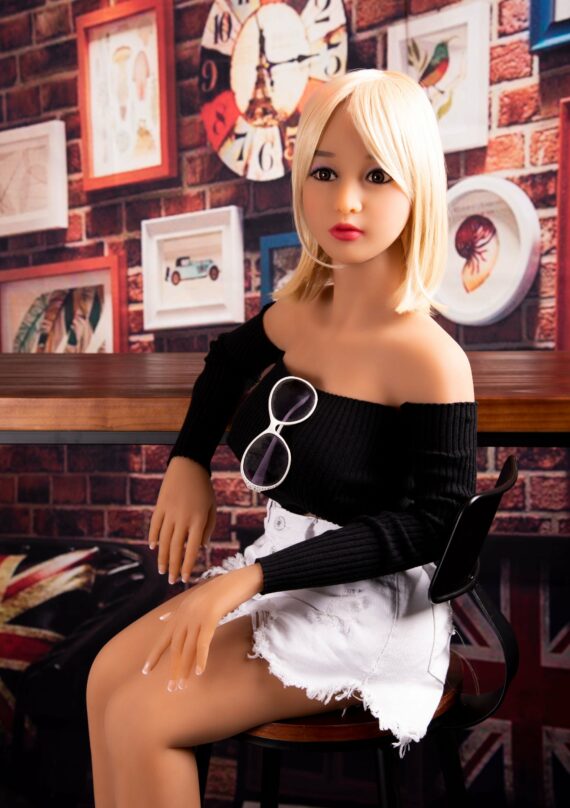 Evelin - Sunglasses Girl Sex Doll - 140cm/4ft7